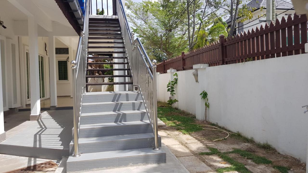 D'Villa Kp كُوالا تيرينغانو المظهر الخارجي الصورة