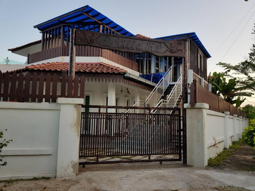 D'Villa Kp كُوالا تيرينغانو المظهر الخارجي الصورة